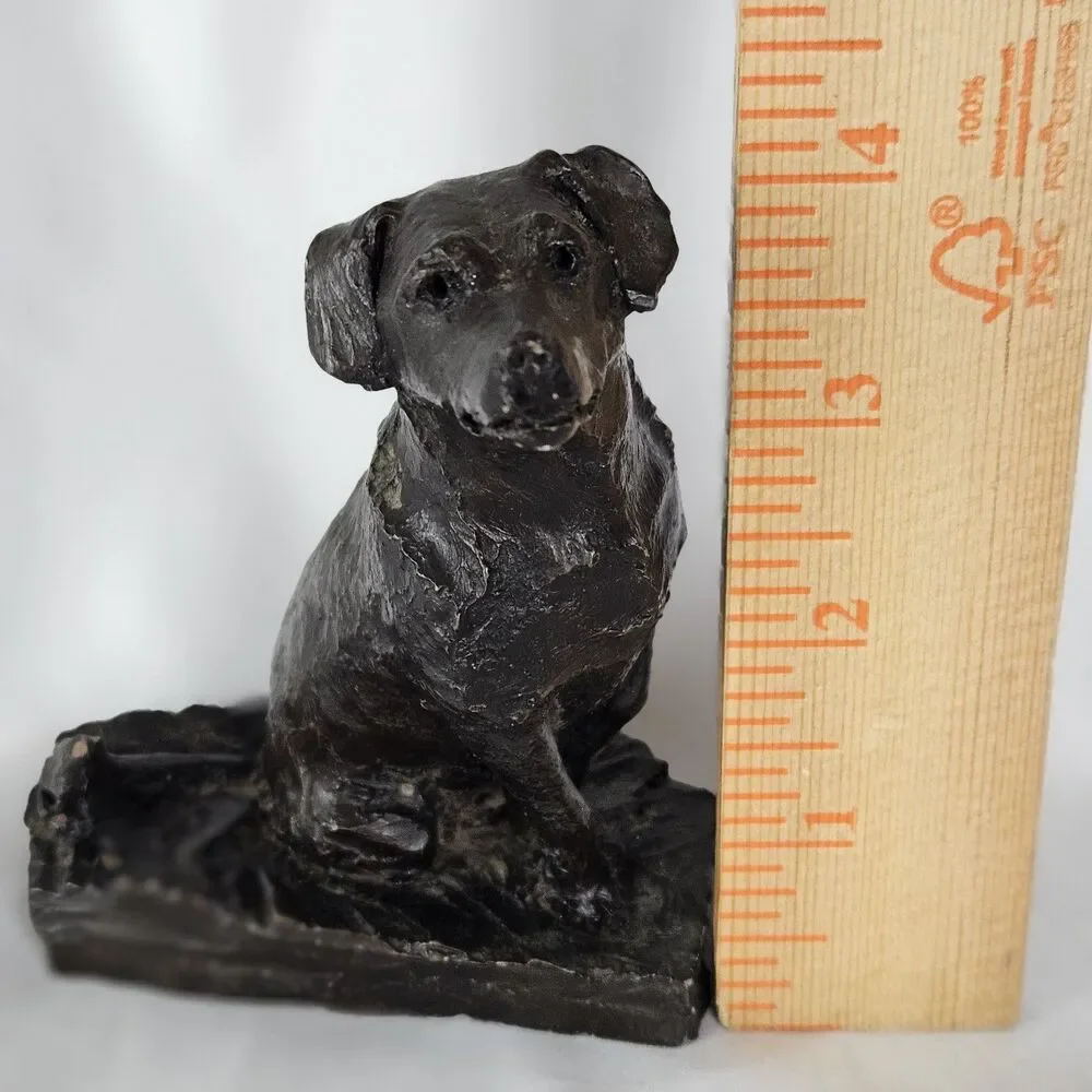 Vintage Dog Resin Statue Figurine Detailed Face Labrador Retriever 4 1/2